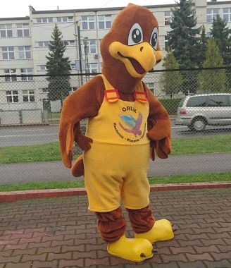 Czy wiesz czym tak naprawdę jest projektowanie kostiumów reklamowych? Orzeł 