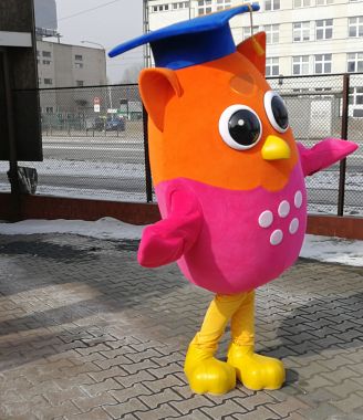 Energia pilnie poszukiwana! Rada - profesjonalne stroje reklamowe Elabika. Sowa