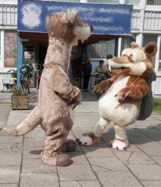 Jak promować firmę wykorzystując profesjonalne kostiumy filmowe? Scrat Epoka lodowcowa