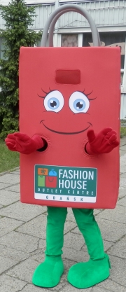 Elabika advertising outfits for shoppers Shopping bag Fashion House