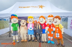 Elabika mascot stroje reklamowe Rafał Sonik Rodzina Gemińskich