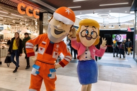 Elabika kostiumy reklamowe maskotki wypożyczalnia Rafał Sonik Rodzina Gemińskich