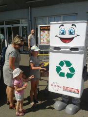 Elabika stroje reklamowe wypożyczalnia Lodówka Remondis Electrorecycling