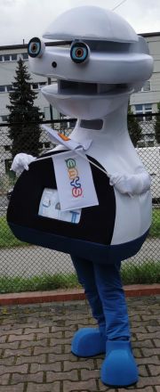 Connoisseur advertising costumes for hard work Elabika Robot Emys