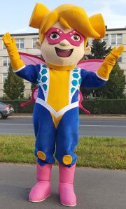 Dziewczę MELA! Supersmyki MAC