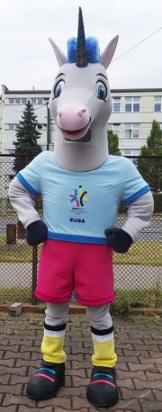 Jednorożec maskotka