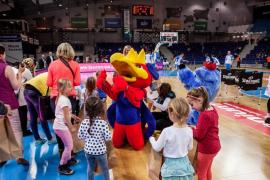 Elabika stroje reklamowe Wilk Blue King Wilki Morskie Szczecin
